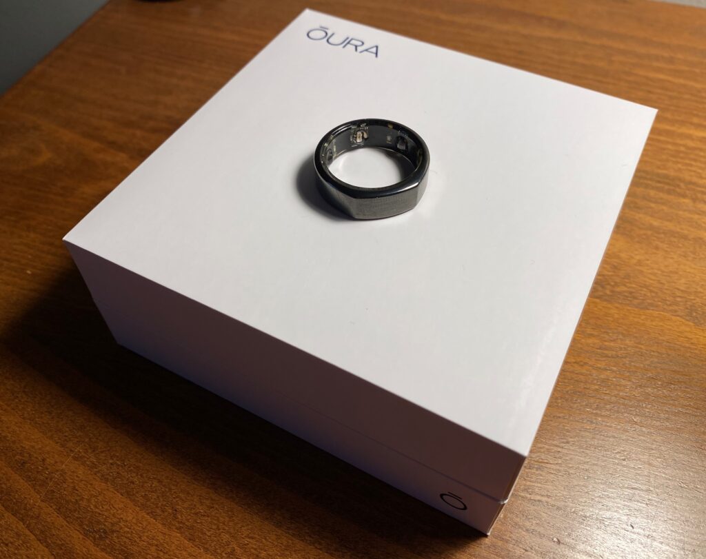 the oura ring and shipping box